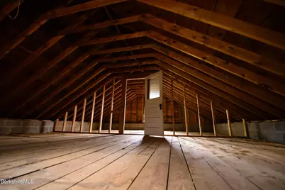 363 Henderson Rd, Williamstown, MA 01267 - Photo 7