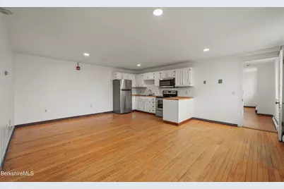 55 Crystal St, Lenox, MA 01240 - Photo 29