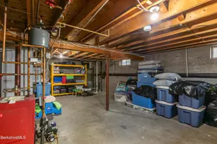 100 Elaine Dr, Pittsfield, MA 01201 - Photo 39