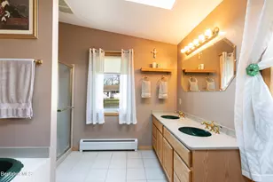 100 Elaine Dr, Pittsfield, MA 01201 - Photo 25