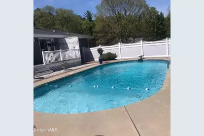 100 Elaine Dr, Pittsfield, MA 01201 - Photo 43