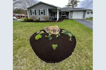 100 Elaine Dr, Pittsfield, MA 01201 - Photo 45