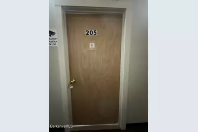 34 Depot St, Pittsfield, MA 01201 - Photo 13