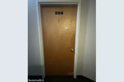 34 Depot St, Pittsfield, MA 01201 - Photo 11