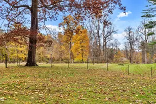 3 Pleasant View Dr, Great Barrington, MA 01230 - Photo 11