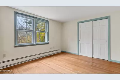 3 Pleasant View Dr, Great Barrington, MA 01230 - Photo 21