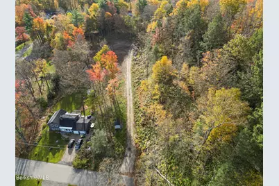 46 Pease Ter, Lee, MA 01238 - Photo 9