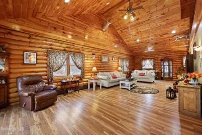 567 George Schnopp Rd, Hinsdale, MA 01235 - Photo 13