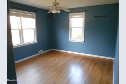 14 Glassworks Rd, Lanesborough, MA 01224 - Photo 13