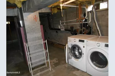 14 Glassworks Rd, Lanesborough, MA 01224 - Photo 21