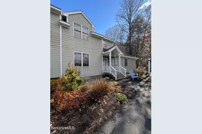 9102 Mountainside Dr, Hancock, MA 01237 - Photo 3