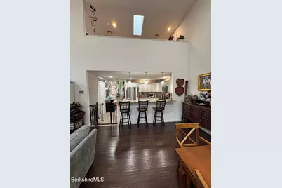 9102 Mountainside Dr, Hancock, MA 01237 - Photo 9