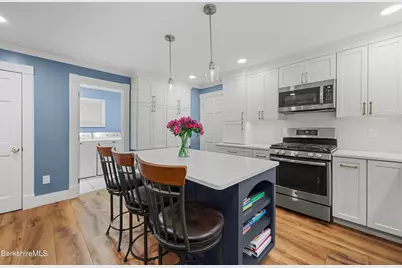 67 Cherry St, North Adams, MA 01247 - Photo 21