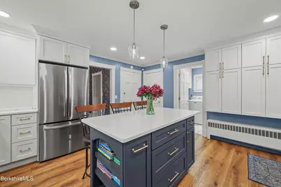 67 Cherry St, North Adams, MA 01247 - Photo 19