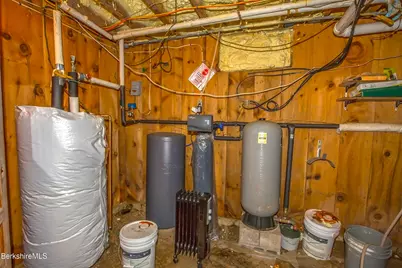 668 N Main St, Lanesborough, MA 01237 - Photo 35