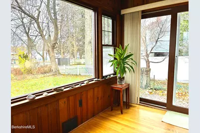 135 Allengate Ave, Pittsfield, MA 01201 - Photo 13