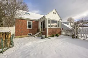 135 Allengate Ave, Pittsfield, MA 01201 - Photo 35
