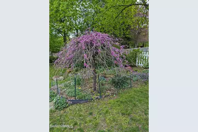 135 Allengate Ave, Pittsfield, MA 01201 - Photo 45