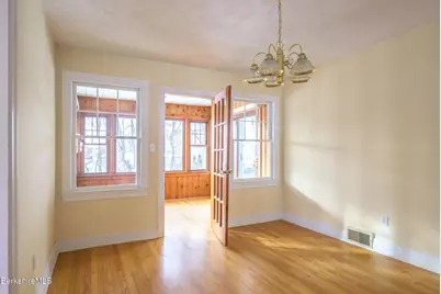 135 Allengate Ave, Pittsfield, MA 01201 - Photo 7