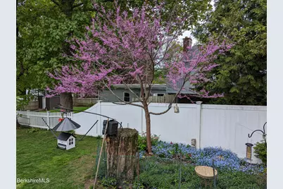 135 Allengate Ave, Pittsfield, MA 01201 - Photo 41