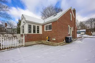 135 Allengate Ave, Pittsfield, MA 01201 - Photo 33