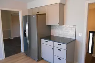 31 Eric Dr, Pittsfield, MA 01201 - Photo 5