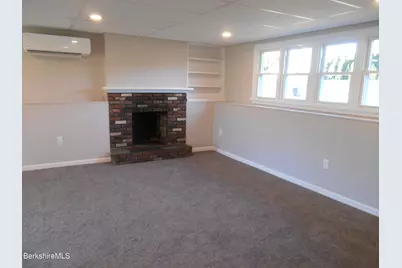31 Eric Dr, Pittsfield, MA 01201 - Photo 17