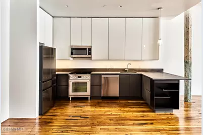 520 State Rd #203, North Adams, MA 01247 - Photo 5