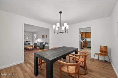 34 Galway Ct, Lenox, MA 01240 - Photo 5