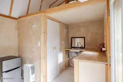 26 Lenox Rd, West Stockbridge, MA 01266 - Photo 37