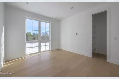 21A Interlaken Rd, Stockbridge, MA 01262 - Photo 13