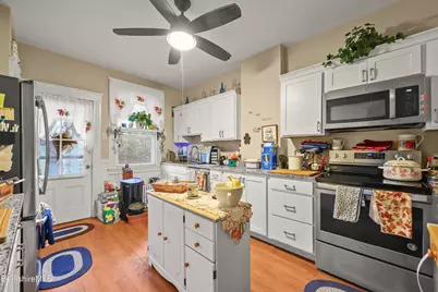 3-5 Melrose St, Adams, MA 01220 - Photo 15