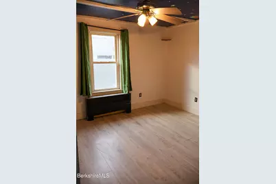 9 Beecher St, Adams, MA 01220 - Photo 21