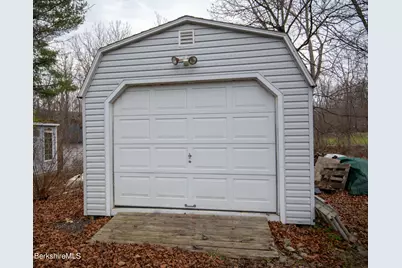 44 Main St, West Stockbridge, MA 01266 - Photo 27