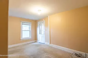 44 Main St, West Stockbridge, MA 01266 - Photo 17