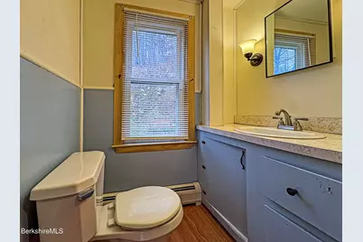 37 Fuller St, North Adams, MA 01247 - Photo 15