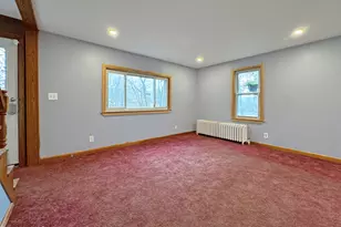 37 Fuller St, North Adams, MA 01247 - Photo 7