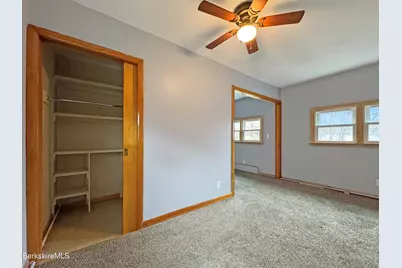37 Fuller St, North Adams, MA 01247 - Photo 27