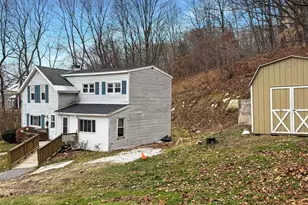 37 Fuller St, North Adams, MA 01247 - Photo 31