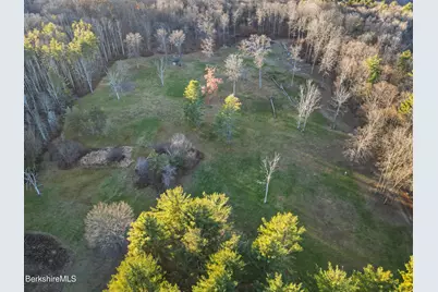 411 Churchill St, Pittsfield, MA 01201 - Photo 7