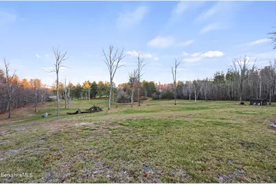 411 Churchill St, Pittsfield, MA 01201 - Photo 5