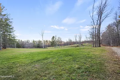 407 Churchill St, Pittsfield, MA 01201 - Photo 7