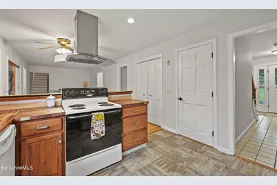 104 Washington Mountain Rd, Dalton, MA 01226 - Photo 15