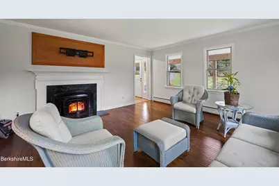 104 Washington Mountain Rd, Dalton, MA 01226 - Photo 5