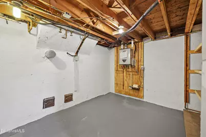 627 Lenox Rd, Richmond, MA 01254 - Photo 37