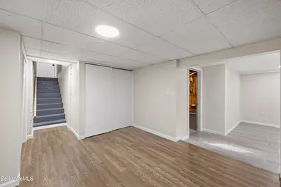 627 Lenox Rd, Richmond, MA 01254 - Photo 33