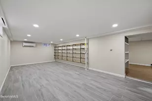 627 Lenox Rd, Richmond, MA 01254 - Photo 35