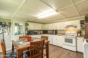 89 Pecks Rd, Pittsfield, MA 01201 - Photo 19