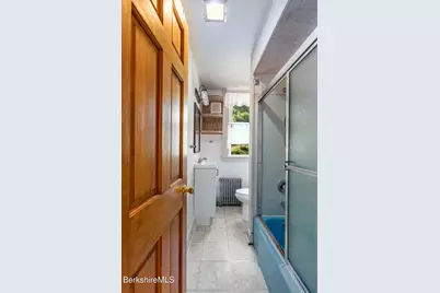 89-91 Pecks Rd, Pittsfield, MA 01201 - Photo 17