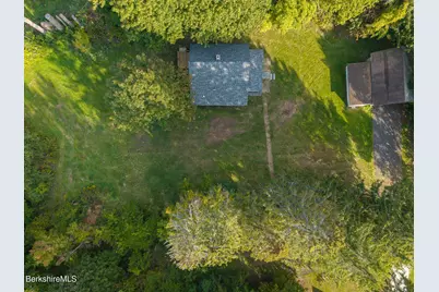 26 Davis St, Pittsfield, MA 01201 - Photo 29